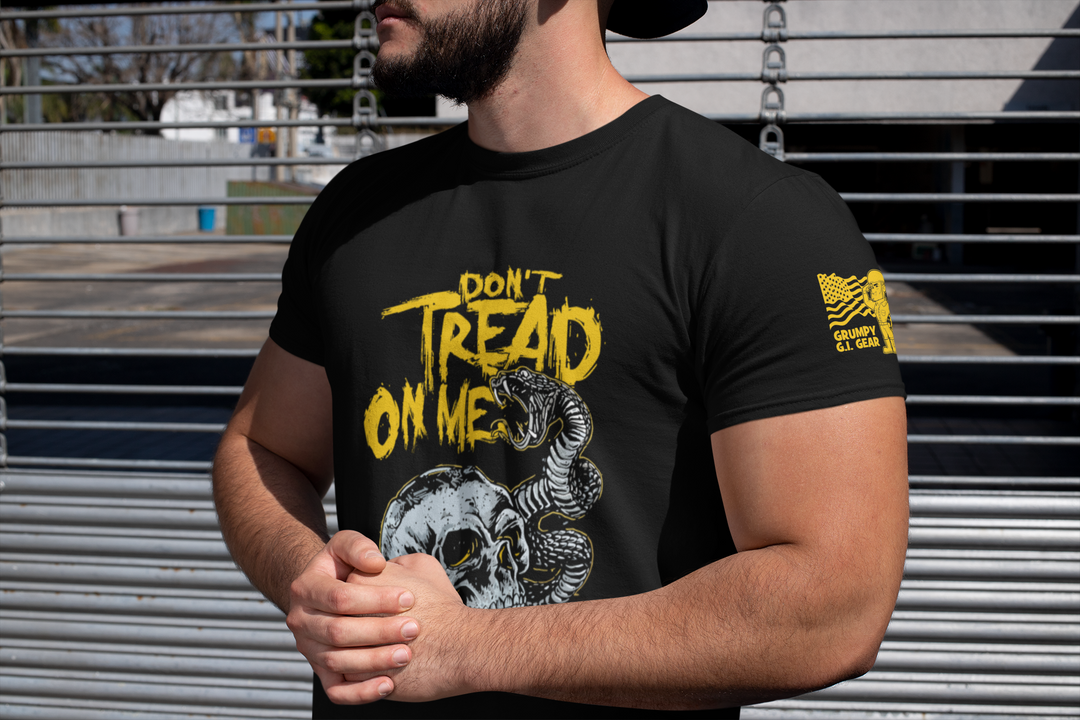 Don't Tread On Me - Skull & Serpent